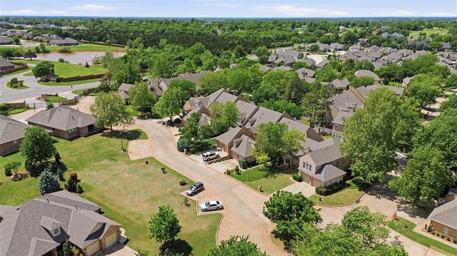 5515 Fairway Drive, Edmond, OK 73025