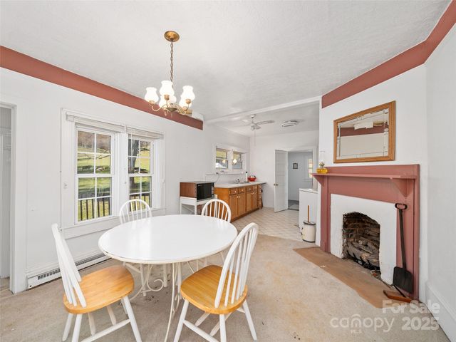 321 Lyle Lane, Green Mountain, NC 28740