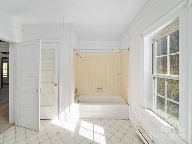 321 Lyle Lane, Green Mountain, NC 28740