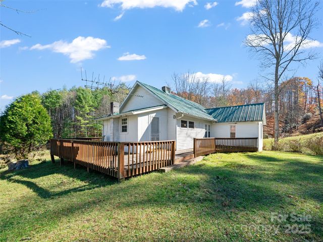 321 Lyle Lane, Green Mountain, NC 28740