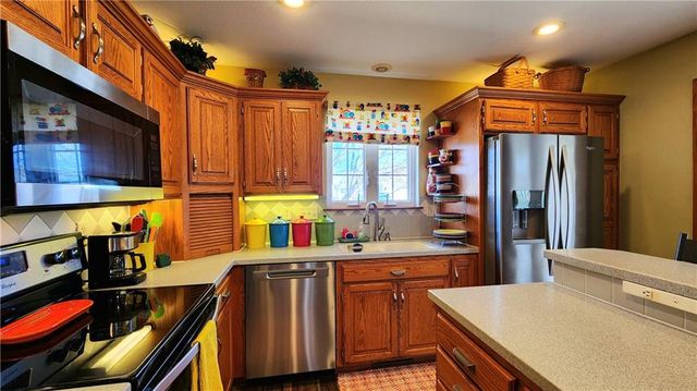 986 Owl Creek Parkway, Odessa, MO 64076