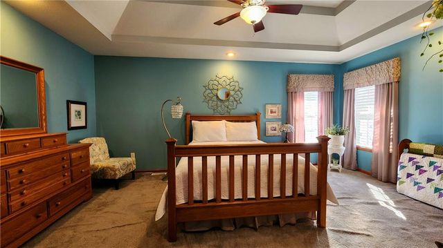 986 Owl Creek Parkway, Odessa, MO 64076