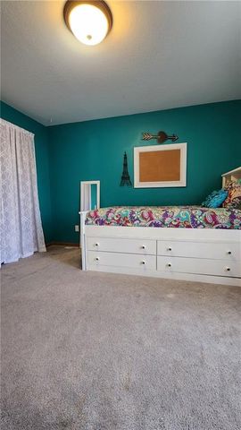 986 Owl Creek Parkway, Odessa, MO 64076