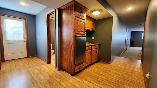 986 Owl Creek Parkway, Odessa, MO 64076