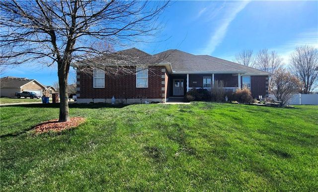 986 Owl Creek Parkway, Odessa, MO 64076