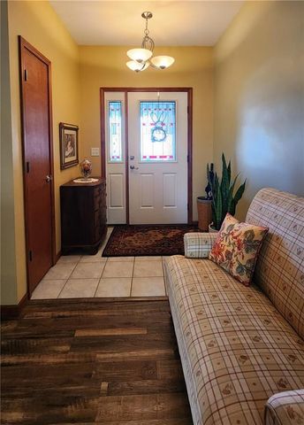 986 Owl Creek Parkway, Odessa, MO 64076