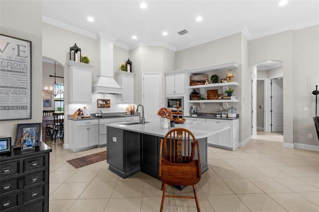 13208 FAWN LILY DRIVE, Riverview, FL 33579