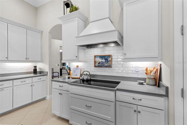 13208 FAWN LILY DRIVE, Riverview, FL 33579