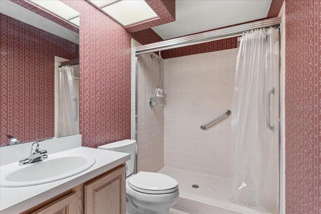 3952 NW 25TH CIRCLE, Gainesville, FL 32606