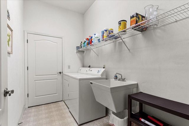 3952 NW 25TH CIRCLE, Gainesville, FL 32606