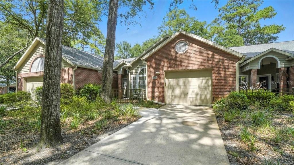 3952 NW 25TH CIRCLE, Gainesville, FL 32606