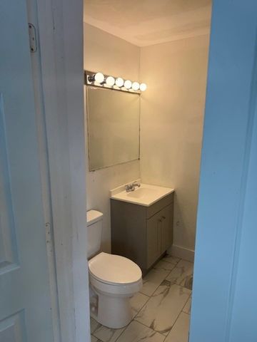 386 N Blakemore Ave, Gallatin, TN 37066