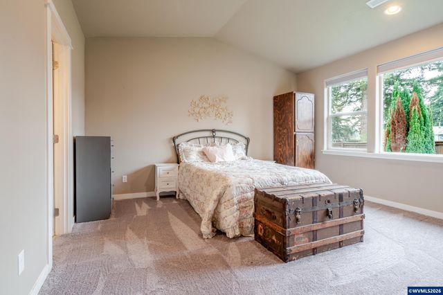 2644 NW Kingston Wy, Albany, OR 97321