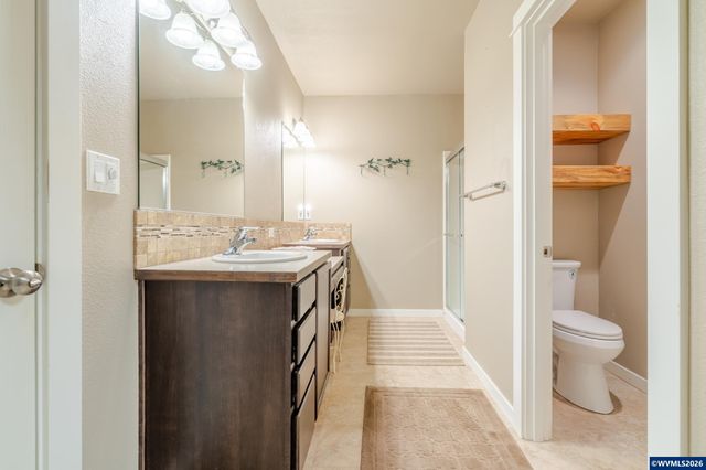 2644 NW Kingston Wy, Albany, OR 97321