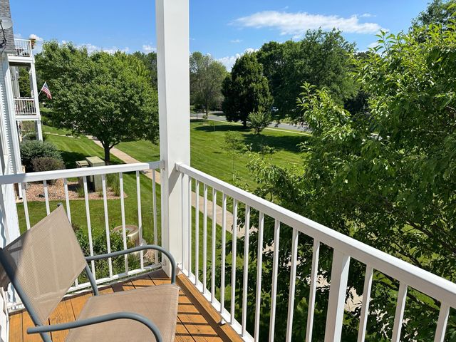 2100 Old School Road 206, Mound, MN 55364