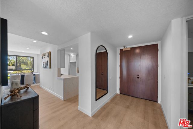 4477 Wilshire Boulevard 308, Los Angeles, CA 90010