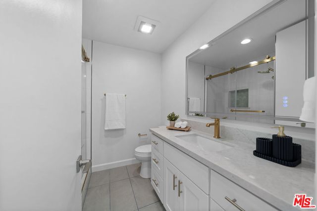 4477 Wilshire Boulevard 308, Los Angeles, CA 90010
