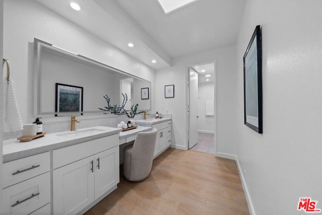 4477 Wilshire Boulevard 308, Los Angeles, CA 90010