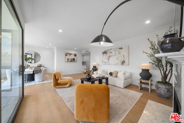 4477 Wilshire Boulevard 308, Los Angeles, CA 90010