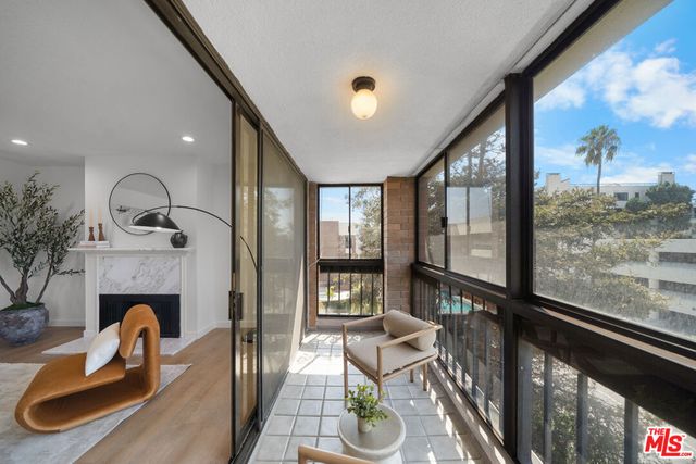 4477 Wilshire Boulevard 308, Los Angeles, CA 90010
