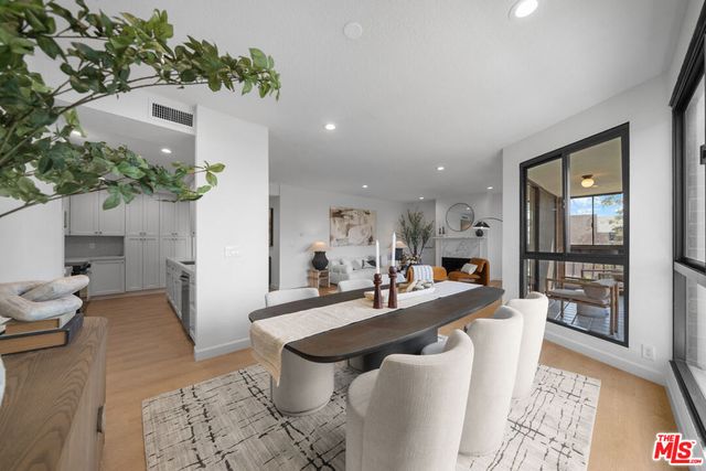 4477 Wilshire Boulevard 308, Los Angeles, CA 90010