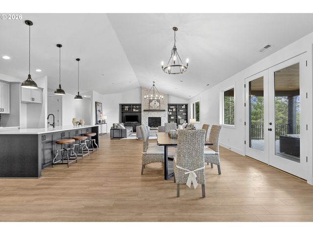 19350 Ne TRUNK Rd, Dundee, OR 97115