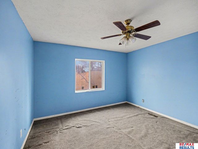 3016 S 43 Street, Omaha, NE 68105