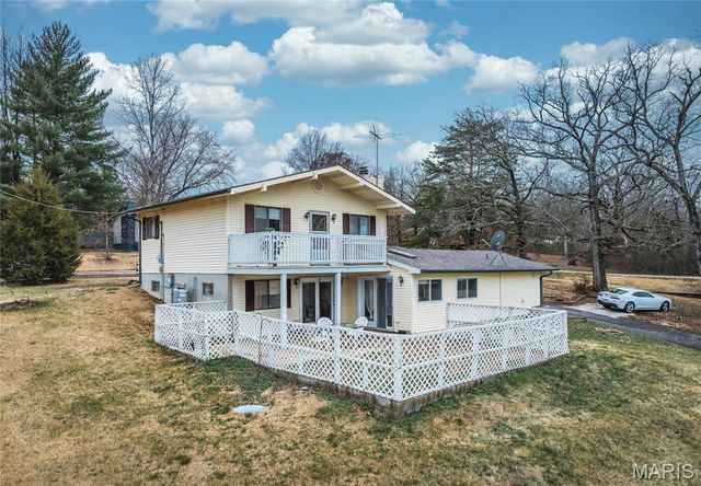 505 Rosehill Lane, St Clair, MO 63077