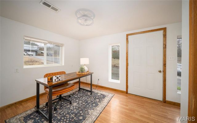 505 Rosehill Lane, St Clair, MO 63077