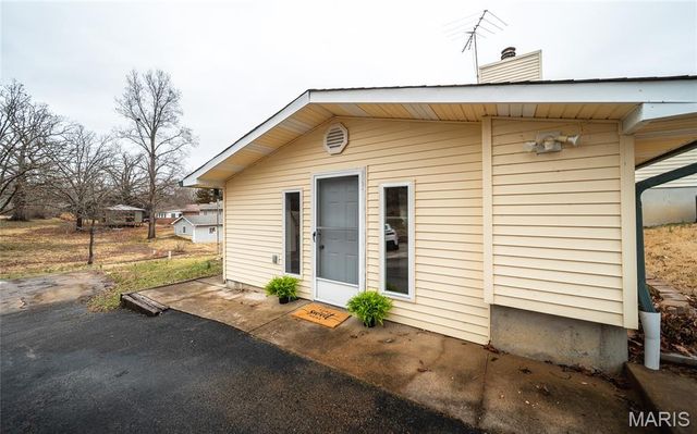 505 Rosehill Lane, St Clair, MO 63077