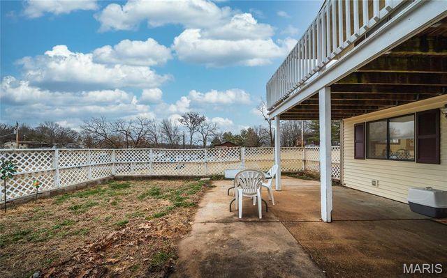 505 Rosehill Lane, St Clair, MO 63077