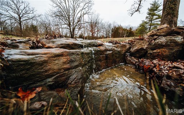 505 Rosehill Lane, St Clair, MO 63077