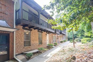 7307 Cardigan Circle, Sandy Springs, GA 30328