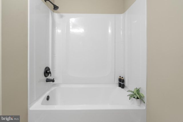 1224 W MILL ST, Quakertown, PA 18951