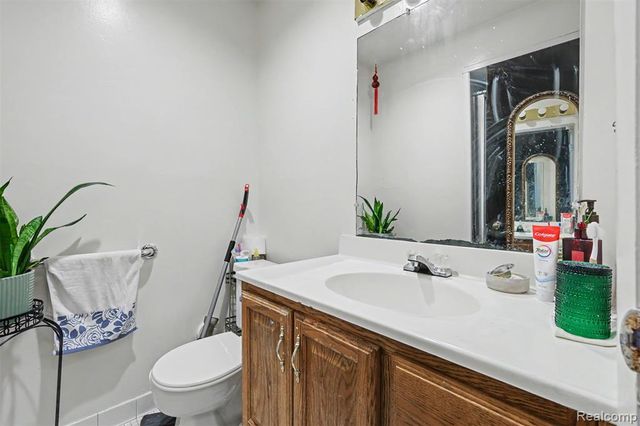 7345 Woodview Street 1, Westland, MI 48185