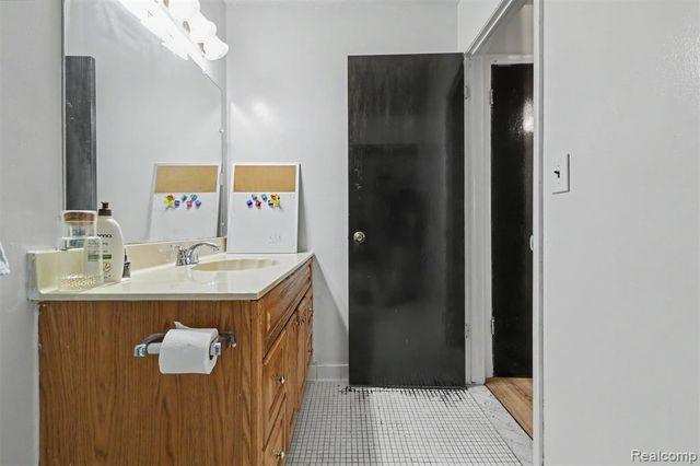 7345 Woodview Street 1, Westland, MI 48185