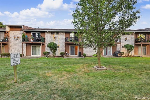 7345 Woodview Street 1, Westland, MI 48185