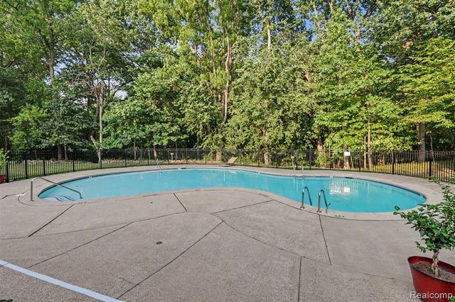 7345 Woodview Street 1, Westland, MI 48185