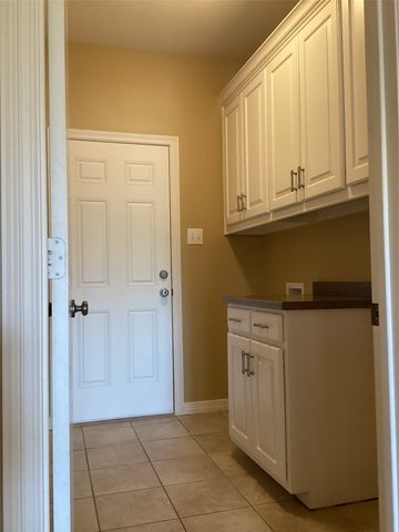 111 Reba Road, Heath, TX 75032