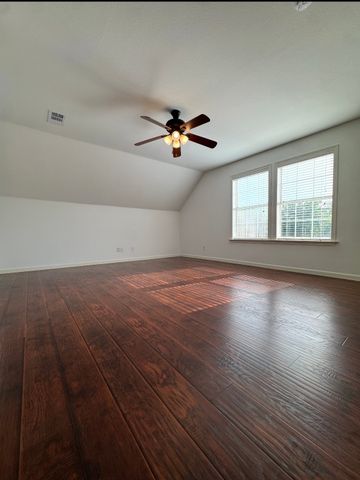111 Reba Road, Heath, TX 75032