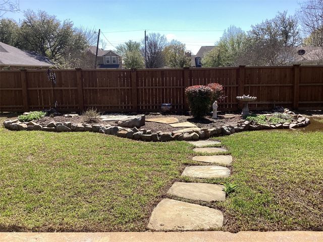 111 Reba Road, Heath, TX 75032