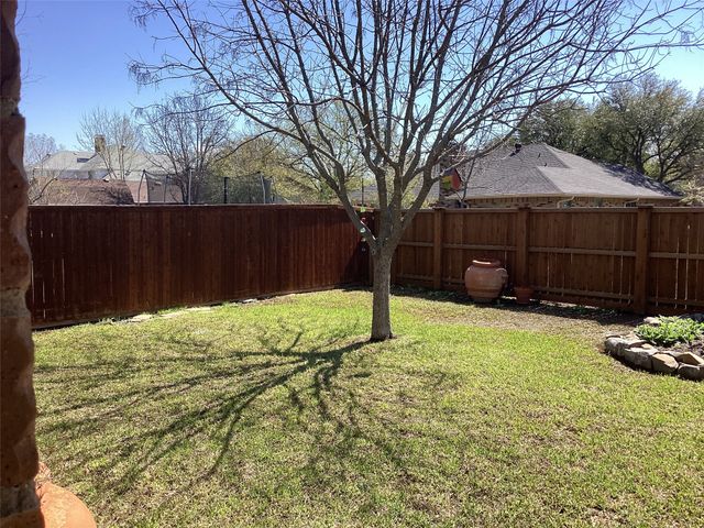 111 Reba Road, Heath, TX 75032