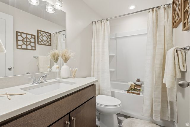 10823 S LAKE AVE, South Jordan, UT 84009