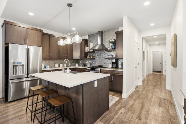 10823 S LAKE AVE, South Jordan, UT 84009