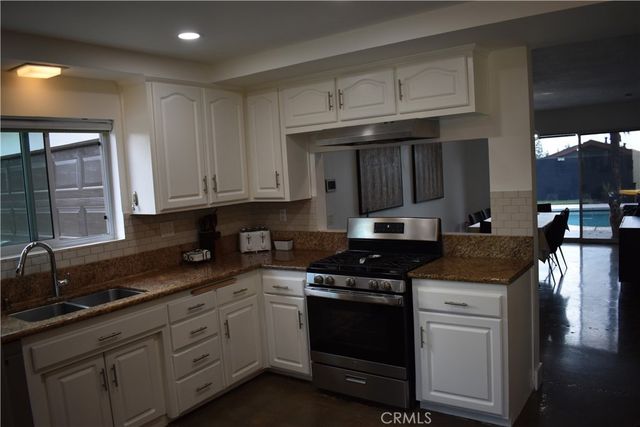 1156 Lyndhurst Drive, Riverside, CA 92507