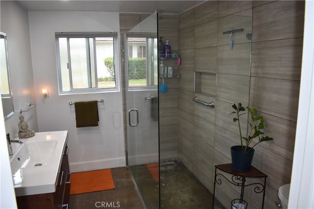 1156 Lyndhurst Drive, Riverside, CA 92507