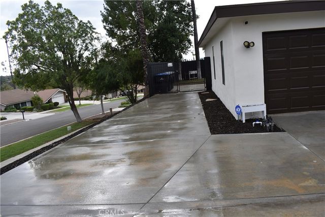 1156 Lyndhurst Drive, Riverside, CA 92507