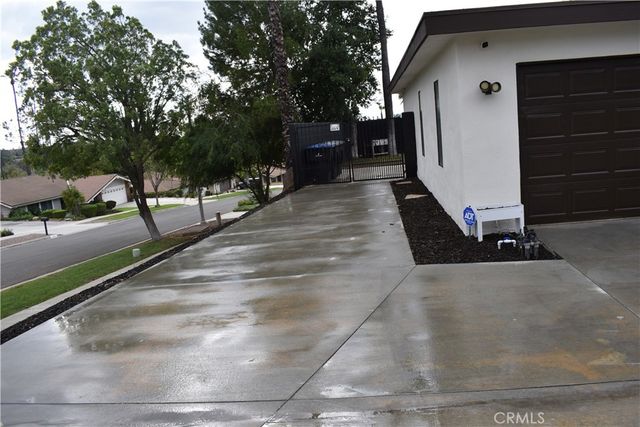 1156 Lyndhurst Drive, Riverside, CA 92507