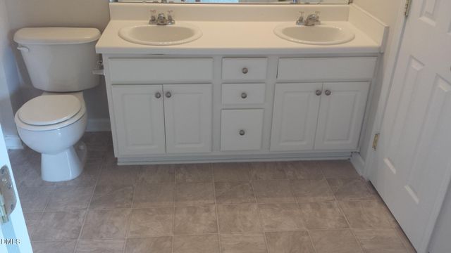 414 Walnut Woods Drive, Morrisville, NC 27560