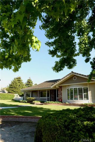 1340 Foxenwood Drive, Santa Maria, CA 93455